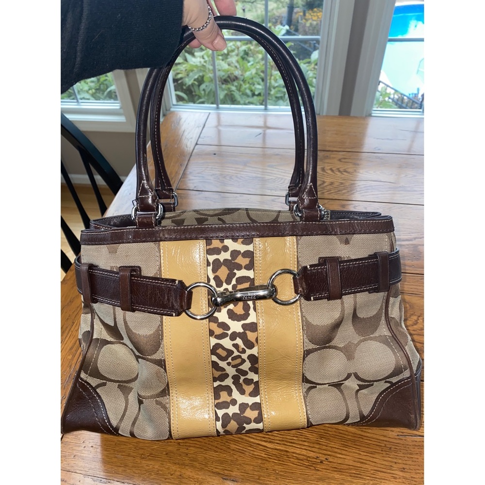 CHEETAH COACH SHOULDER BAG